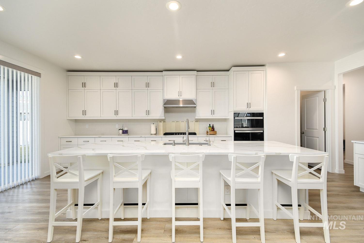 8508 W Pond Pine St, Star, Idaho 83669, 3 Bedrooms, 3.5 Bathrooms, Residential For Sale, Price $799,900,MLS 98982102