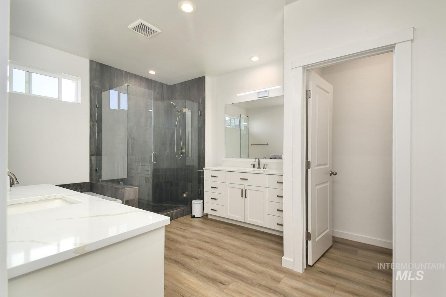 8508 W Pond Pine St, Star, Idaho 83669, 3 Bedrooms, 3.5 Bathrooms, Residential For Sale, Price $799,900,MLS 98982102