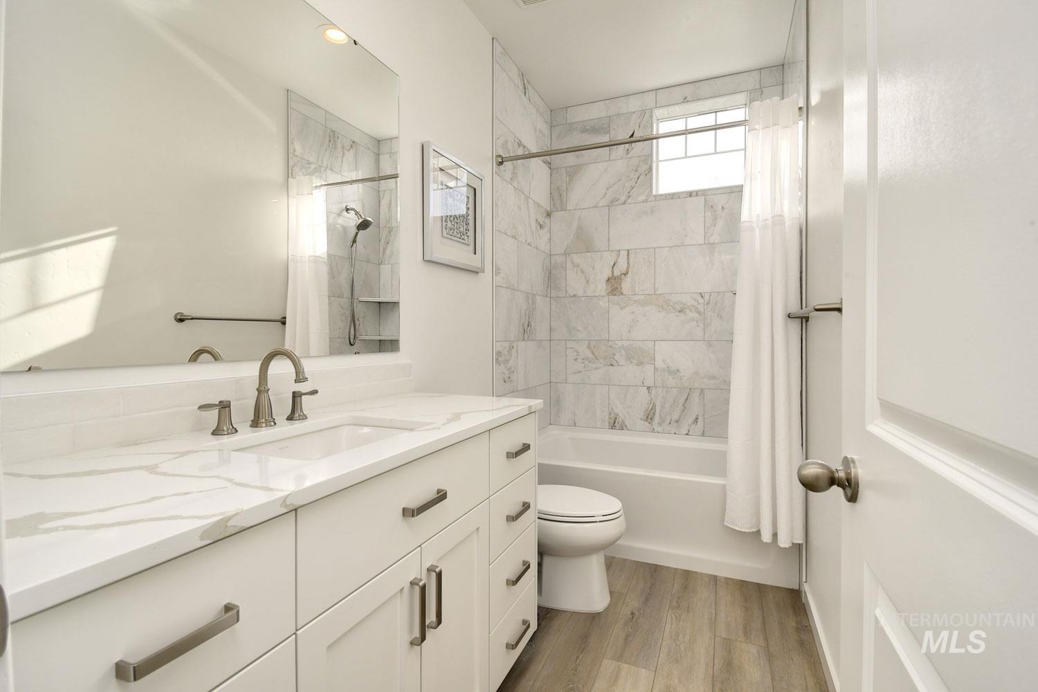 8508 W Pond Pine St, Star, Idaho 83669, 3 Bedrooms, 3.5 Bathrooms, Residential For Sale, Price $799,900,MLS 98982102