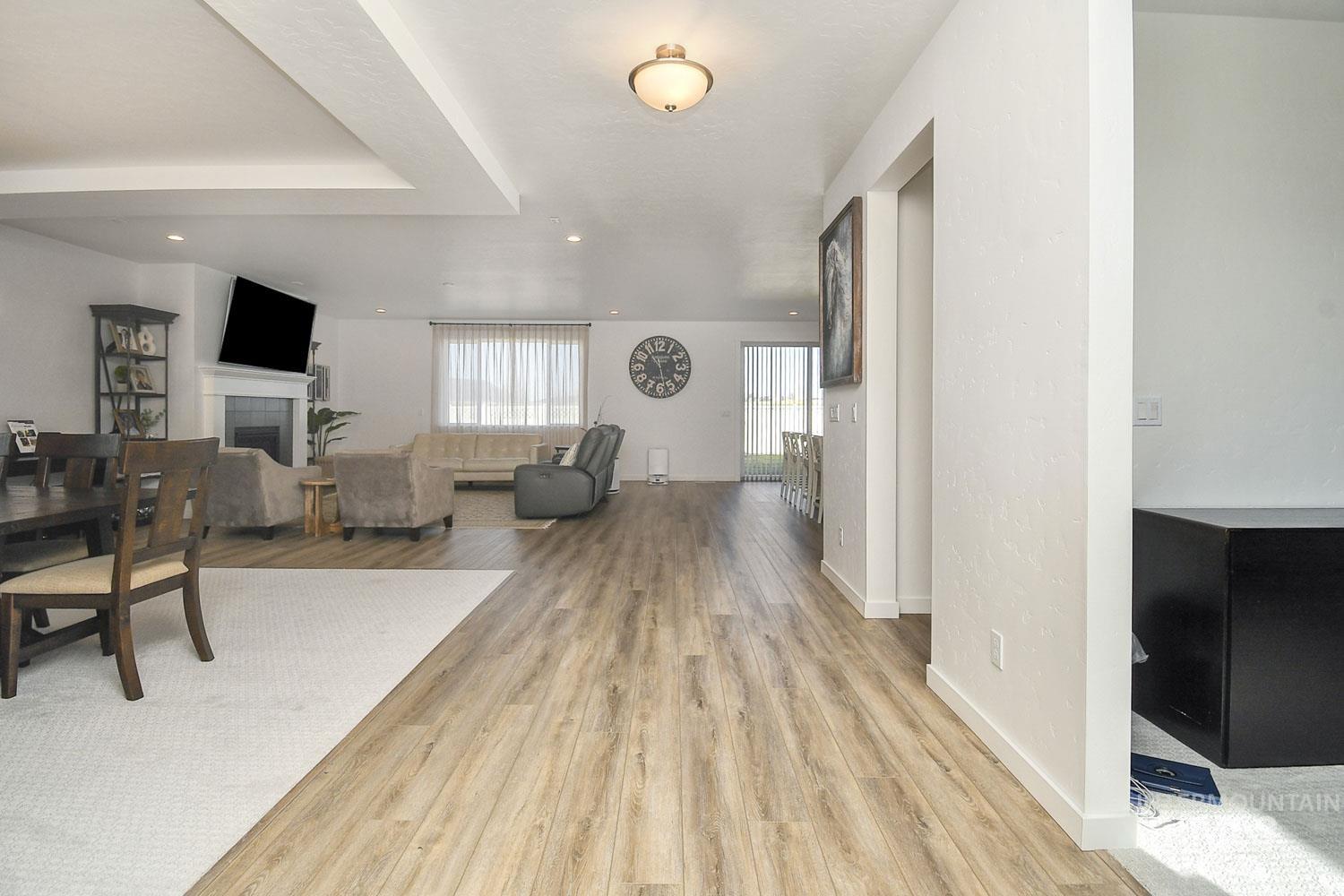 8508 W Pond Pine St, Star, Idaho 83669, 3 Bedrooms, 3.5 Bathrooms, Residential For Sale, Price $799,900,MLS 98982102