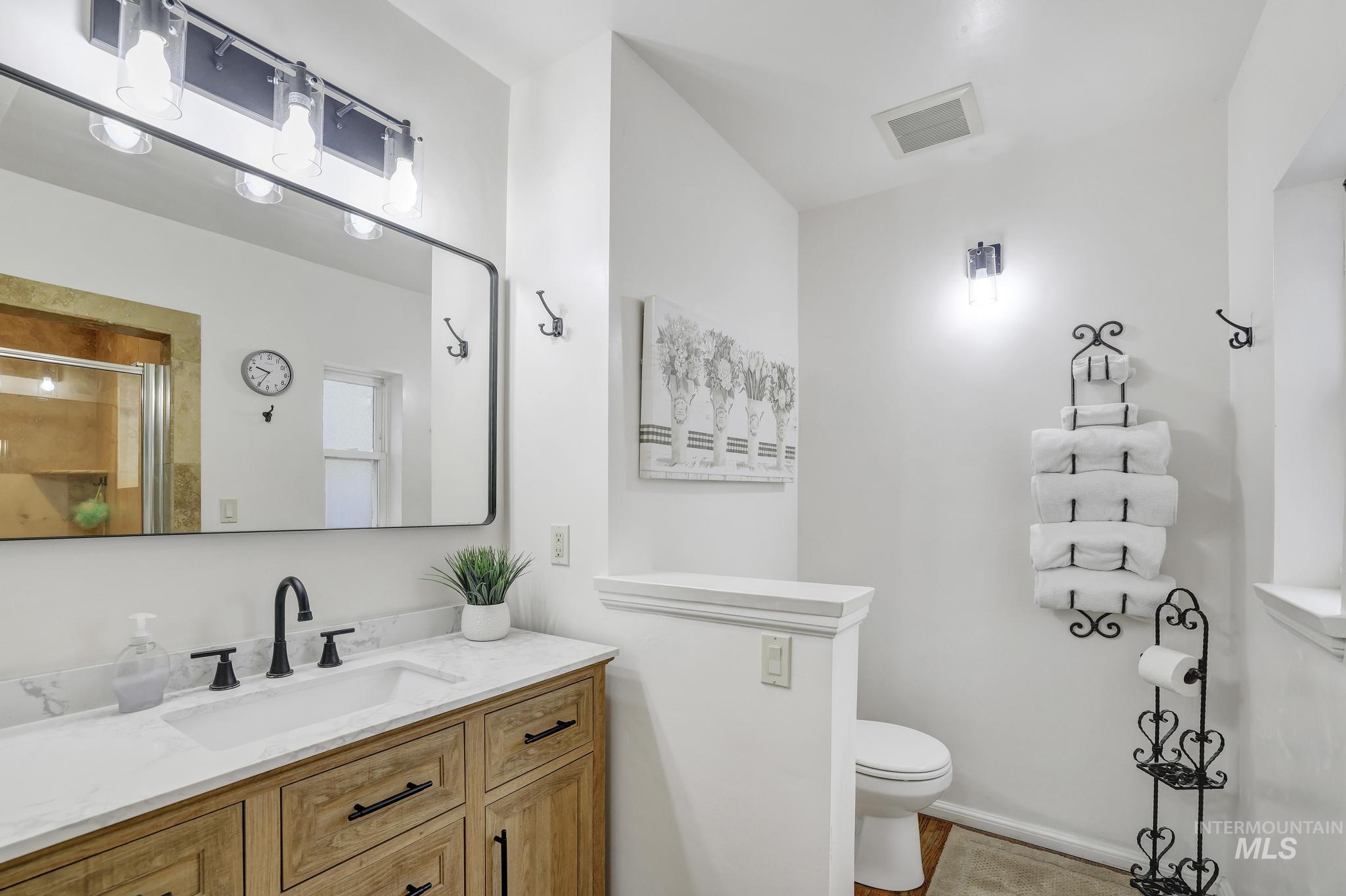 102 Fillmore, Twin Falls, Idaho 83301, 6 Bedrooms, 5.5 Bathrooms, Residential For Sale, Price $659,900, 98982106