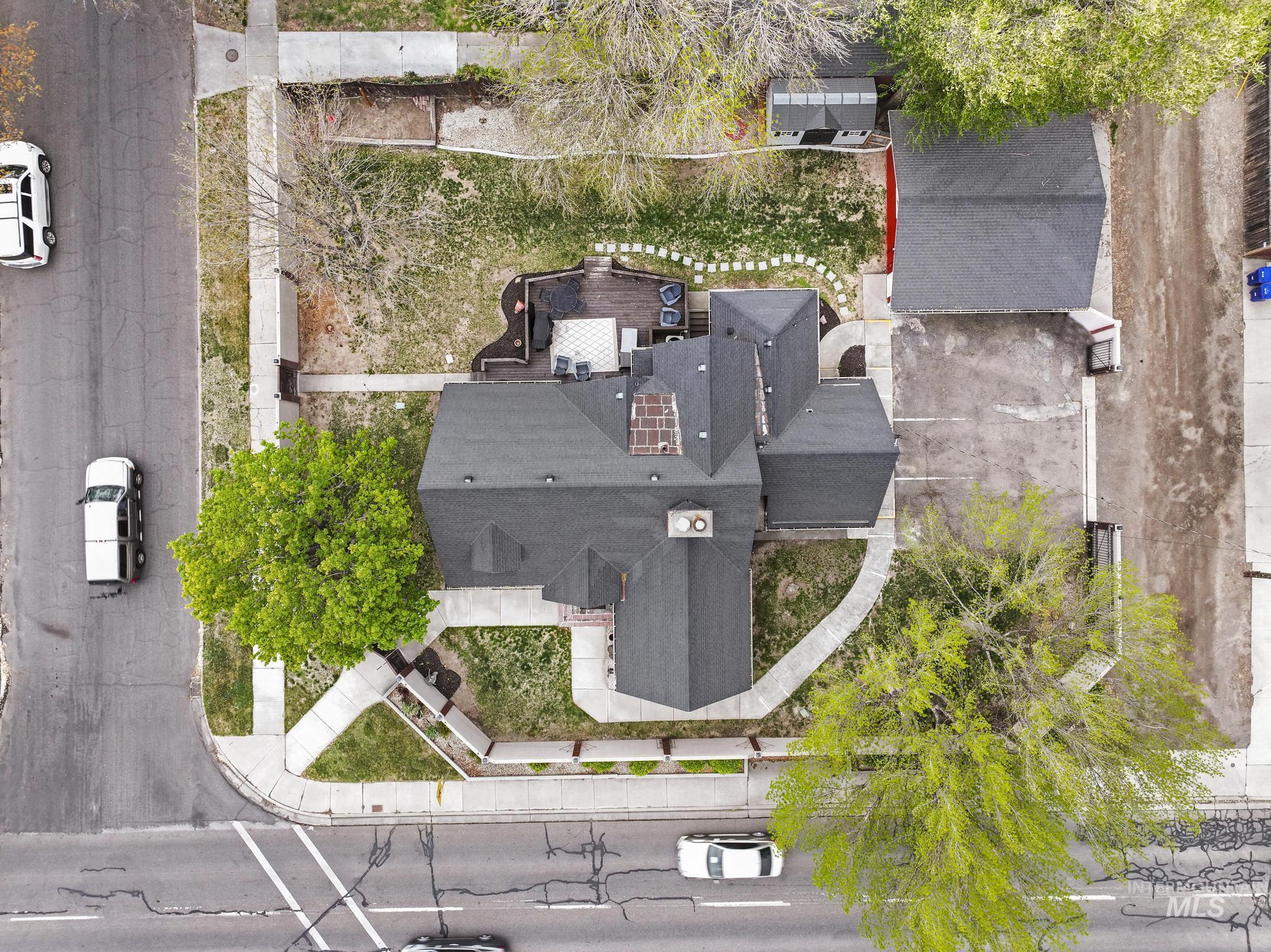 102 Fillmore, Twin Falls, Idaho 83301, 6 Bedrooms, 5.5 Bathrooms, Residential For Sale, Price $659,900, 98982106