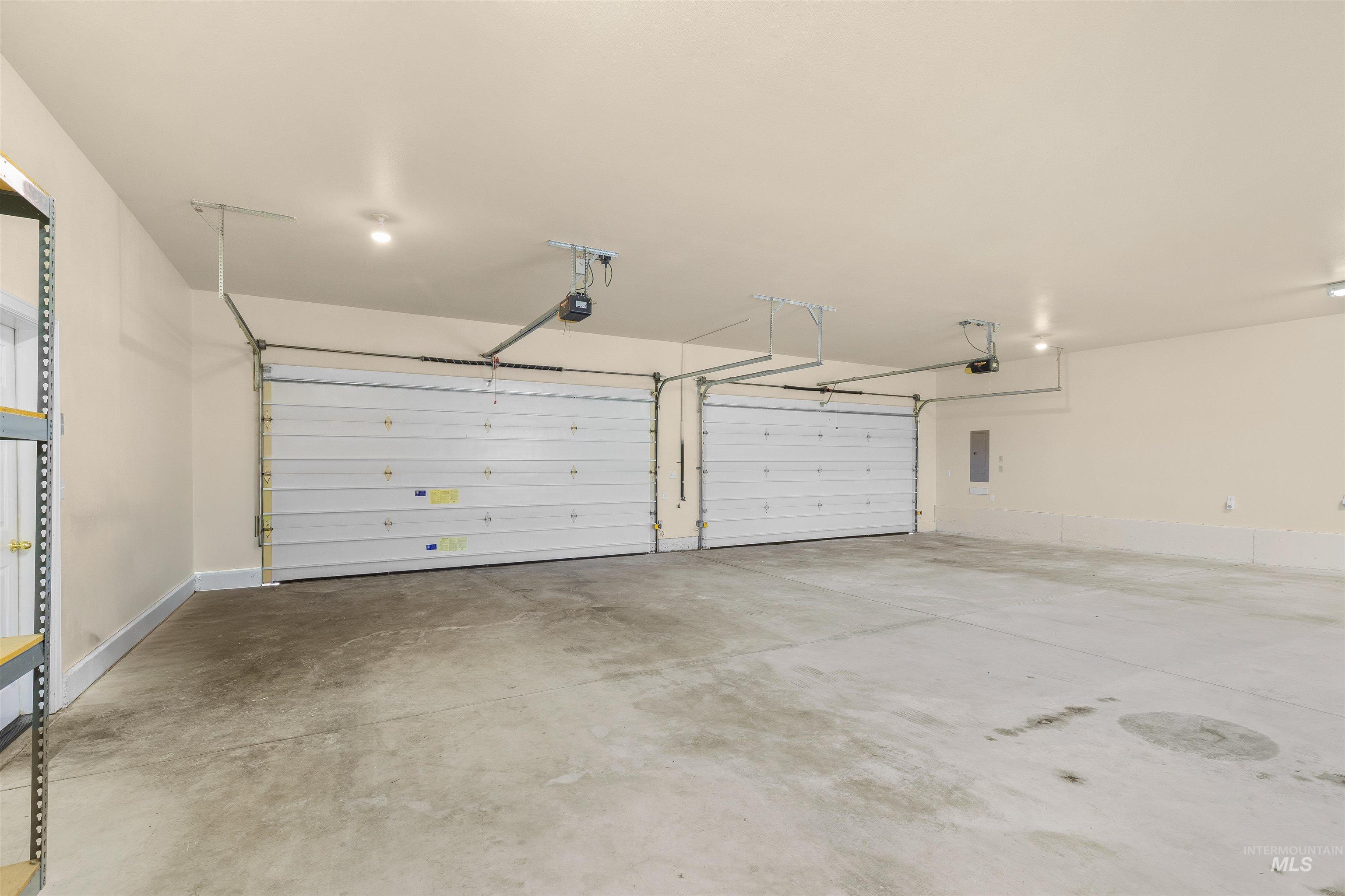 3592 Freeman Creek Rd, Lenore, Idaho 83541, 3 Bedrooms, 3 Bathrooms, Farm & Ranch For Sale, Price $2,350,000, 98982108