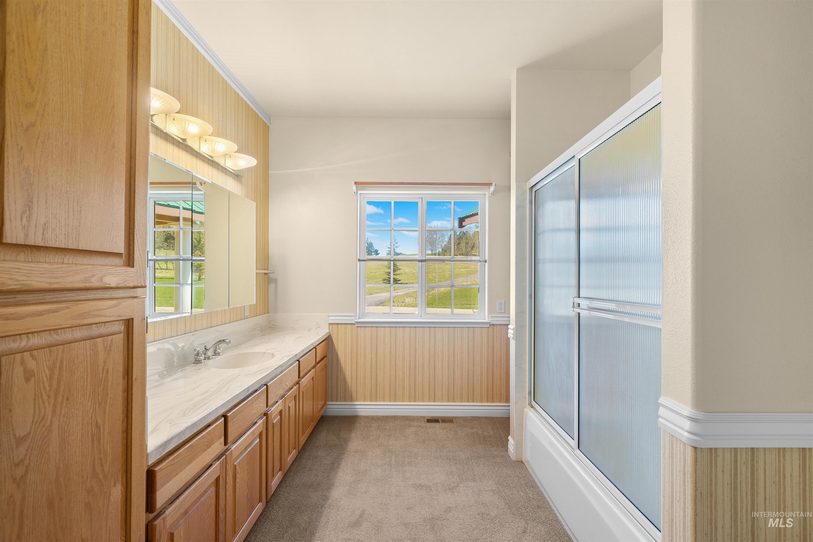 3592 Freeman Creek Rd, Lenore, Idaho 83541, 3 Bedrooms, 3 Bathrooms, Farm & Ranch For Sale, Price $2,350,000, 98982108