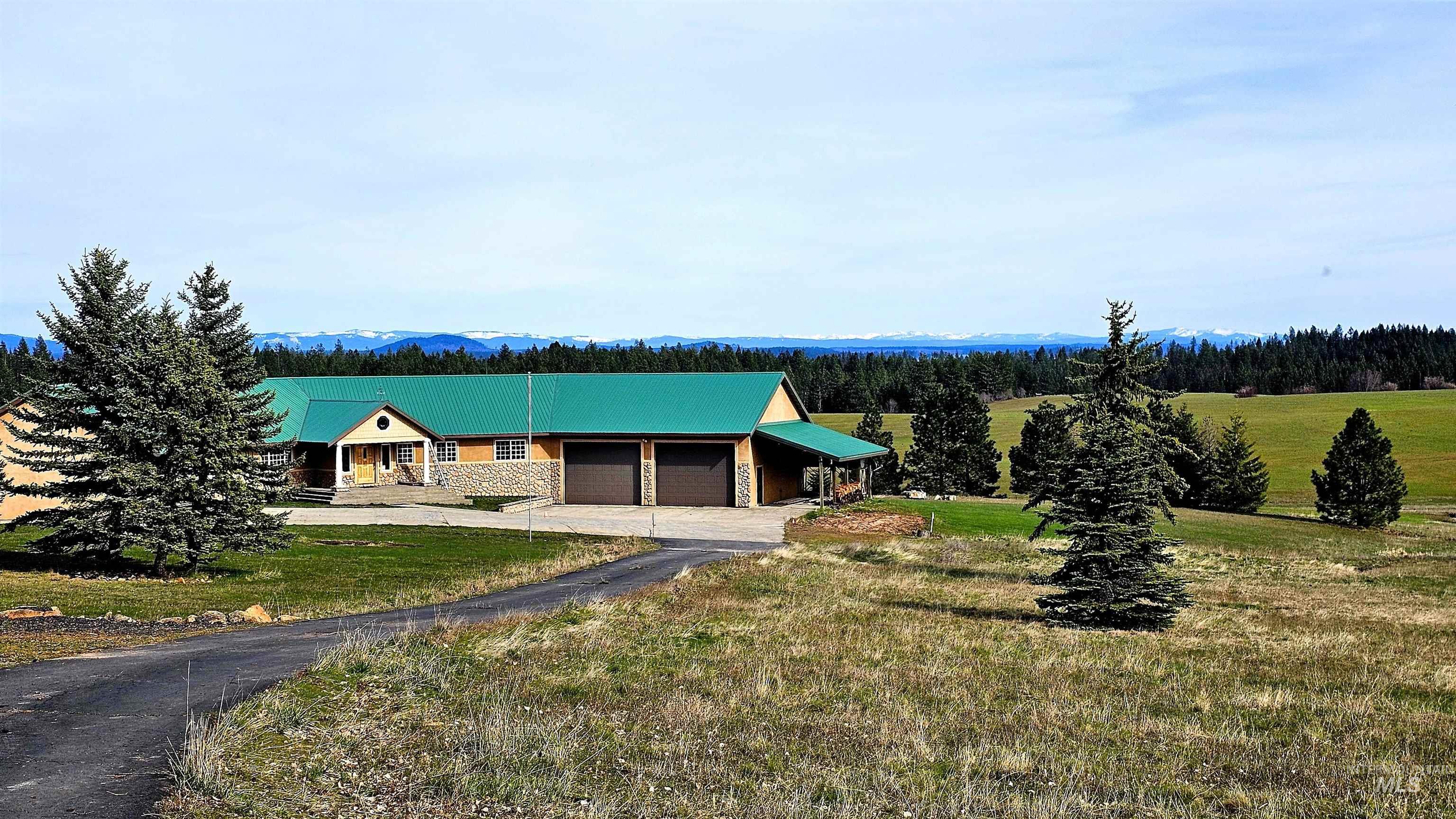 3592 Freeman Creek Rd, Lenore, Idaho 83541, 3 Bedrooms, 3 Bathrooms, Farm & Ranch For Sale, Price $2,350,000, 98982108