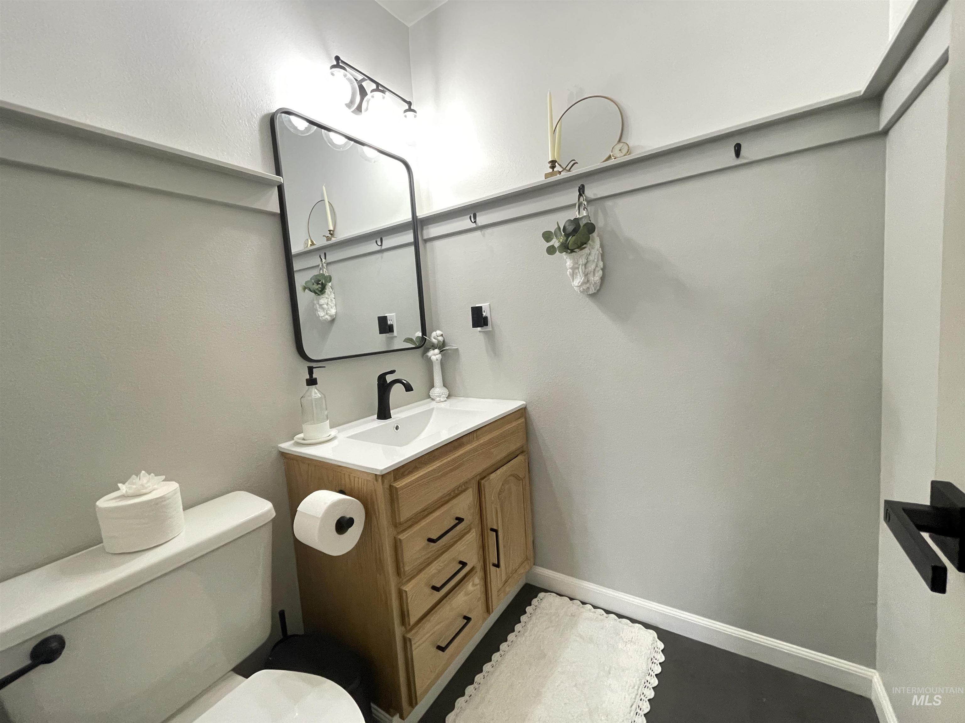 637 Leitch Creek Rd, Kooskia, Idaho 83539, 3 Bedrooms, 2.5 Bathrooms, Residential For Sale, Price $745,000,MLS 98982115