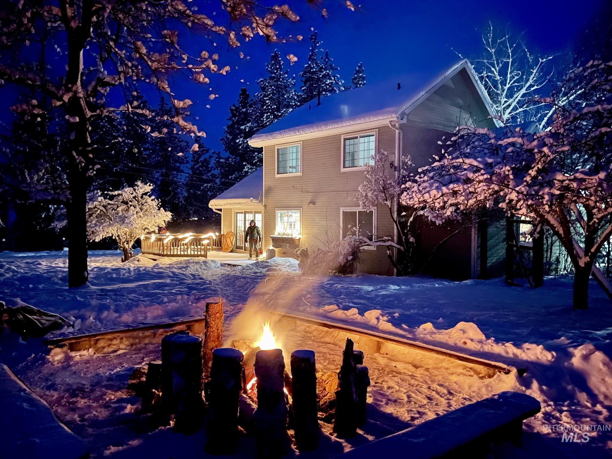 637 Leitch Creek Rd, Kooskia, Idaho 83539, 3 Bedrooms, 2.5 Bathrooms, Residential For Sale, Price $745,000,MLS 98982115