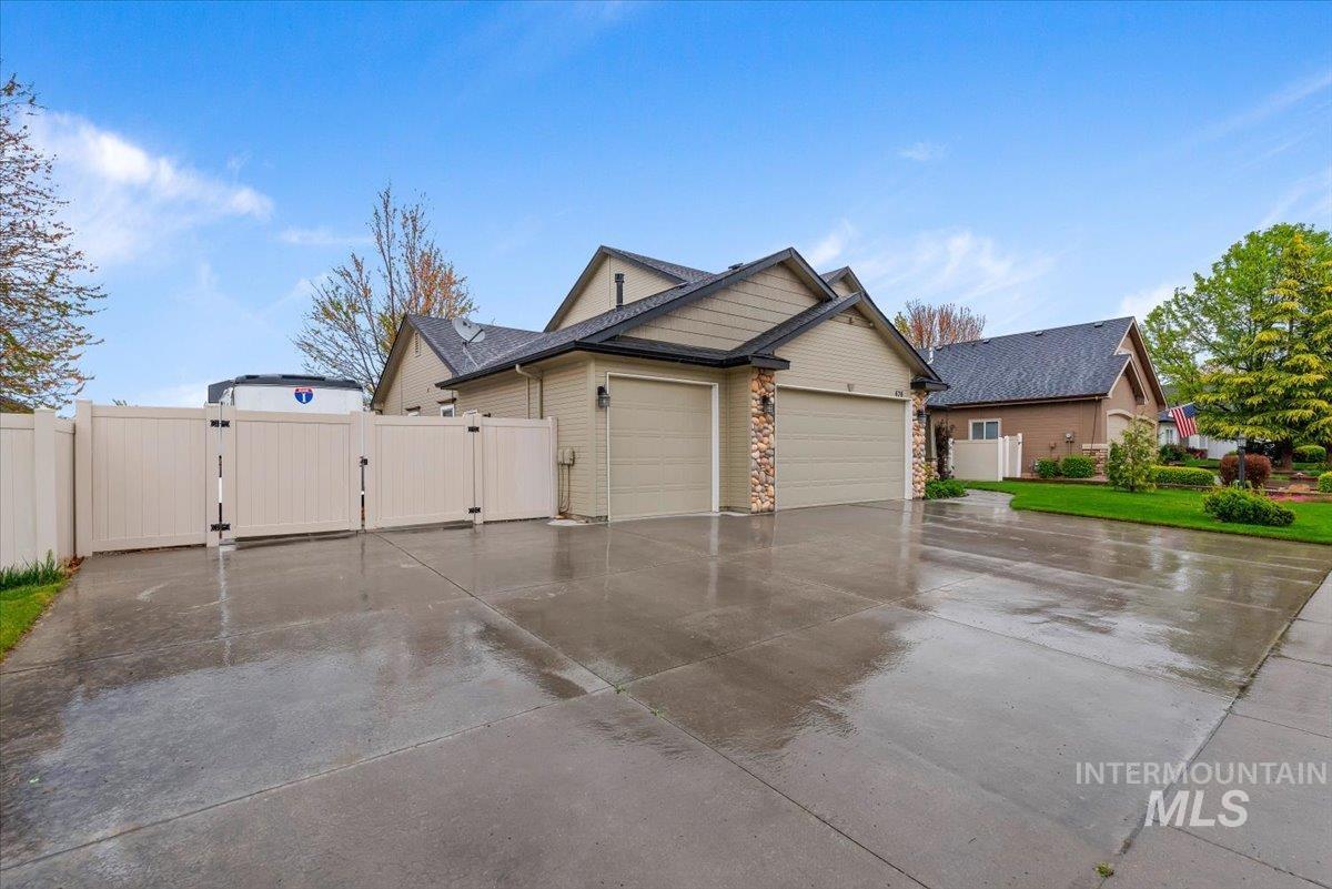 676 W Anton Dr, Meridian, Idaho 83646, 4 Bedrooms, 2.5 Bathrooms, Residential For Sale, Price $620,000, 98982118