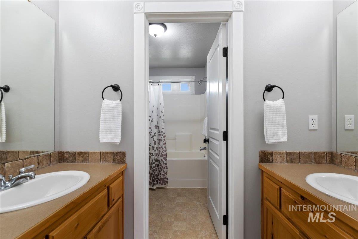 676 W Anton Dr, Meridian, Idaho 83646, 4 Bedrooms, 2.5 Bathrooms, Residential For Sale, Price $620,000, 98982118