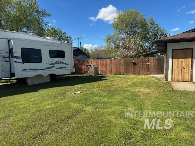 601 Riggs St., Emmett, Idaho 83617, 3 Bedrooms, 2 Bathrooms, Residential For Sale, Price $360,000, 98982119