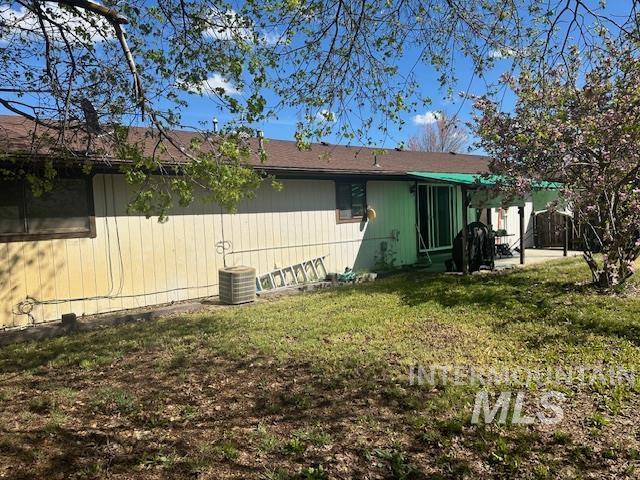 601 Riggs St., Emmett, Idaho 83617, 3 Bedrooms, 2 Bathrooms, Residential For Sale, Price $360,000, 98982119