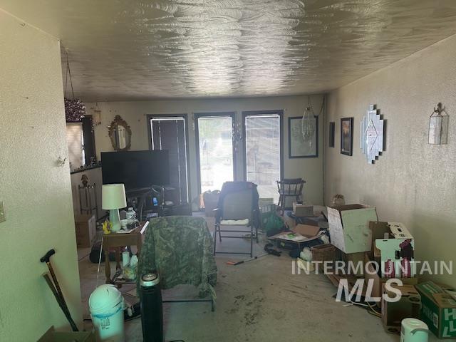 601 Riggs St., Emmett, Idaho 83617, 3 Bedrooms, 2 Bathrooms, Residential For Sale, Price $360,000, 98982119