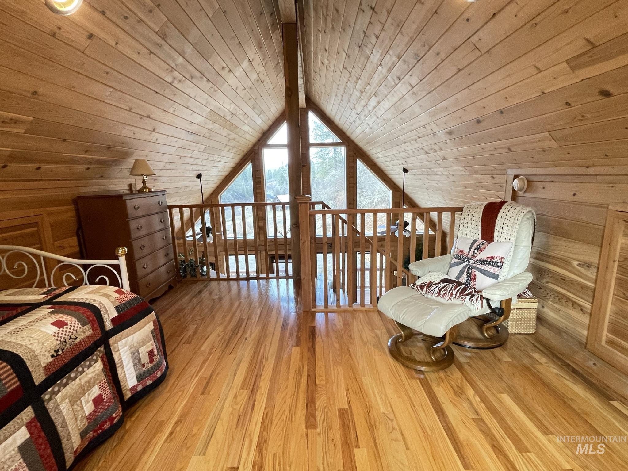 611 Leitch Creek Rd, Kooskia, Idaho 83539, 1 Bedroom, 1 Bathroom, Residential For Sale, Price $425,000,MLS 98982120