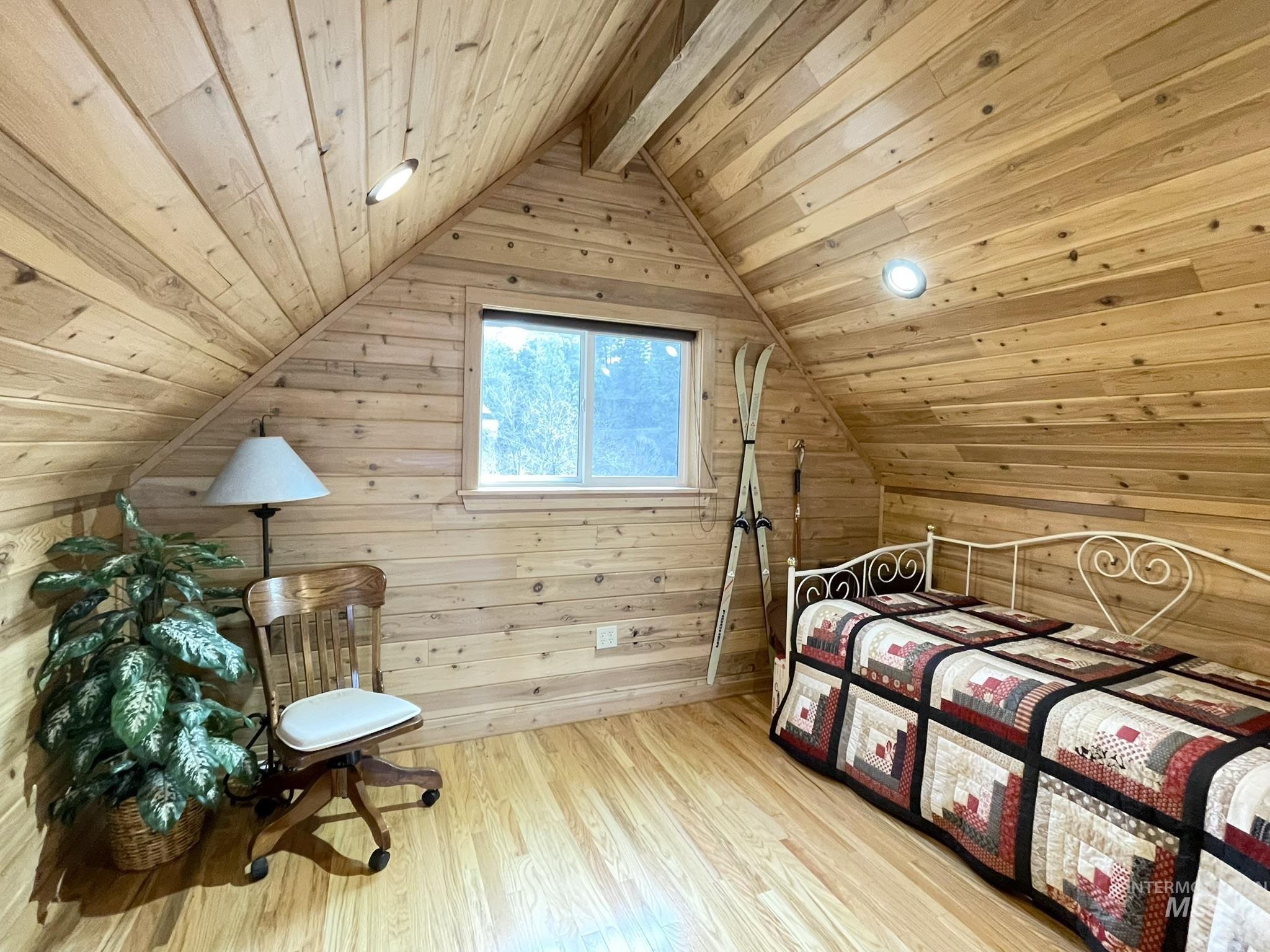 611 Leitch Creek Rd, Kooskia, Idaho 83539, 1 Bedroom, 1 Bathroom, Residential For Sale, Price $425,000,MLS 98982120