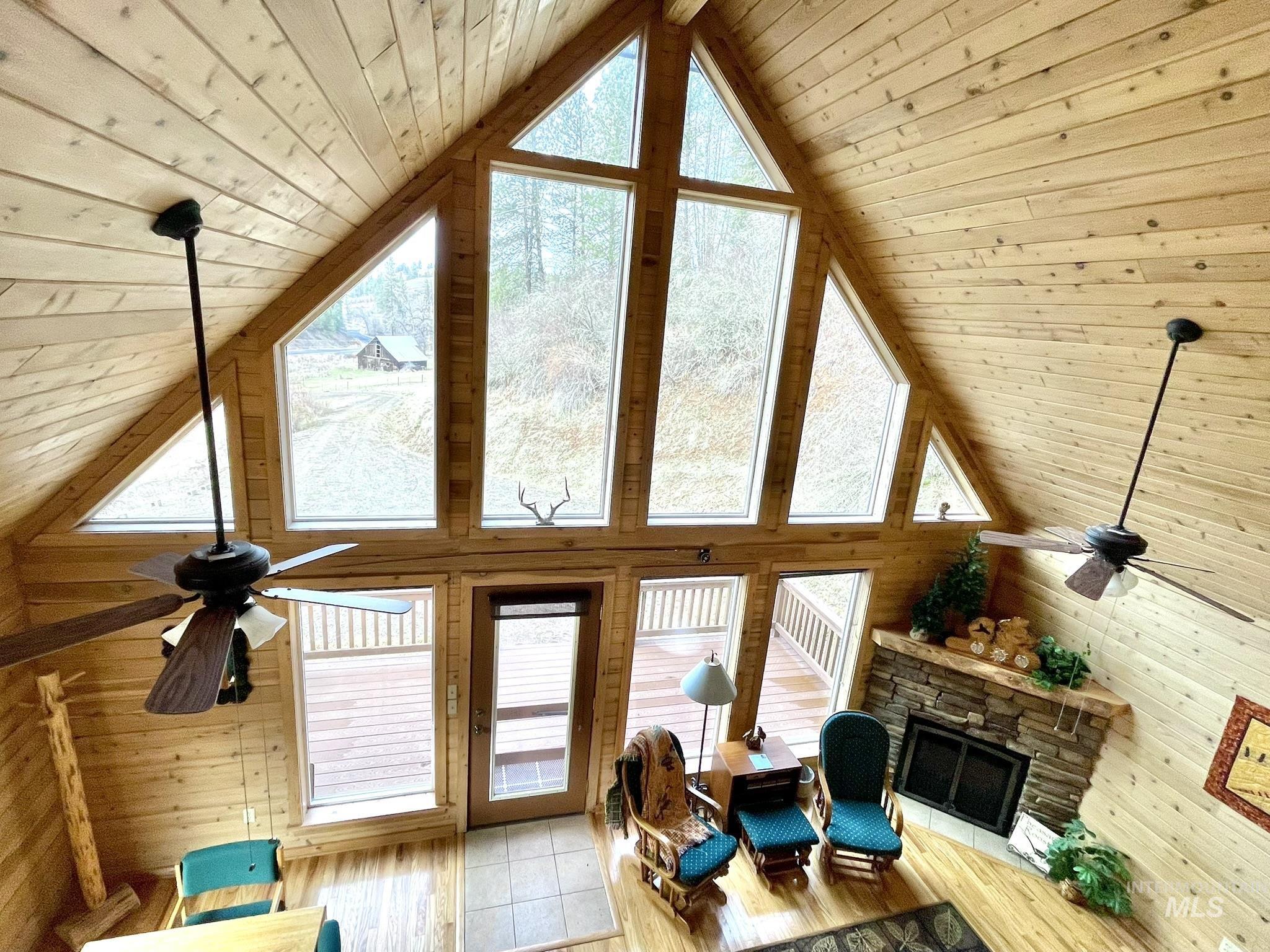 611 Leitch Creek Rd, Kooskia, Idaho 83539, 1 Bedroom, 1 Bathroom, Residential For Sale, Price $425,000,MLS 98982120