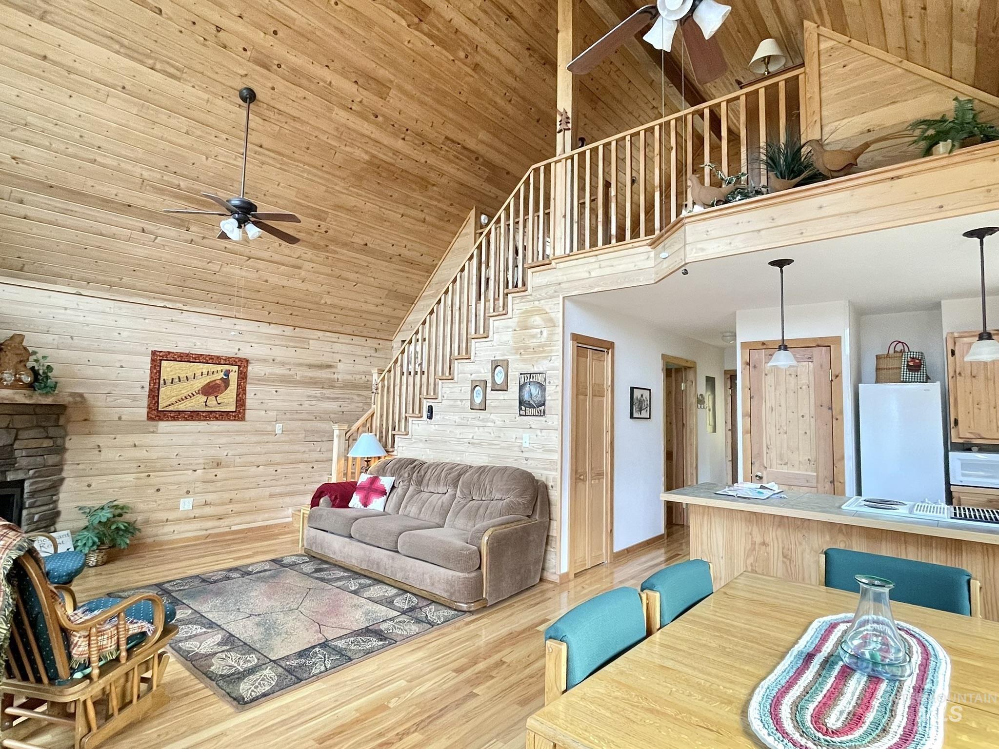 611 Leitch Creek Rd, Kooskia, Idaho 83539, 1 Bedroom, 1 Bathroom, Residential For Sale, Price $425,000,MLS 98982120