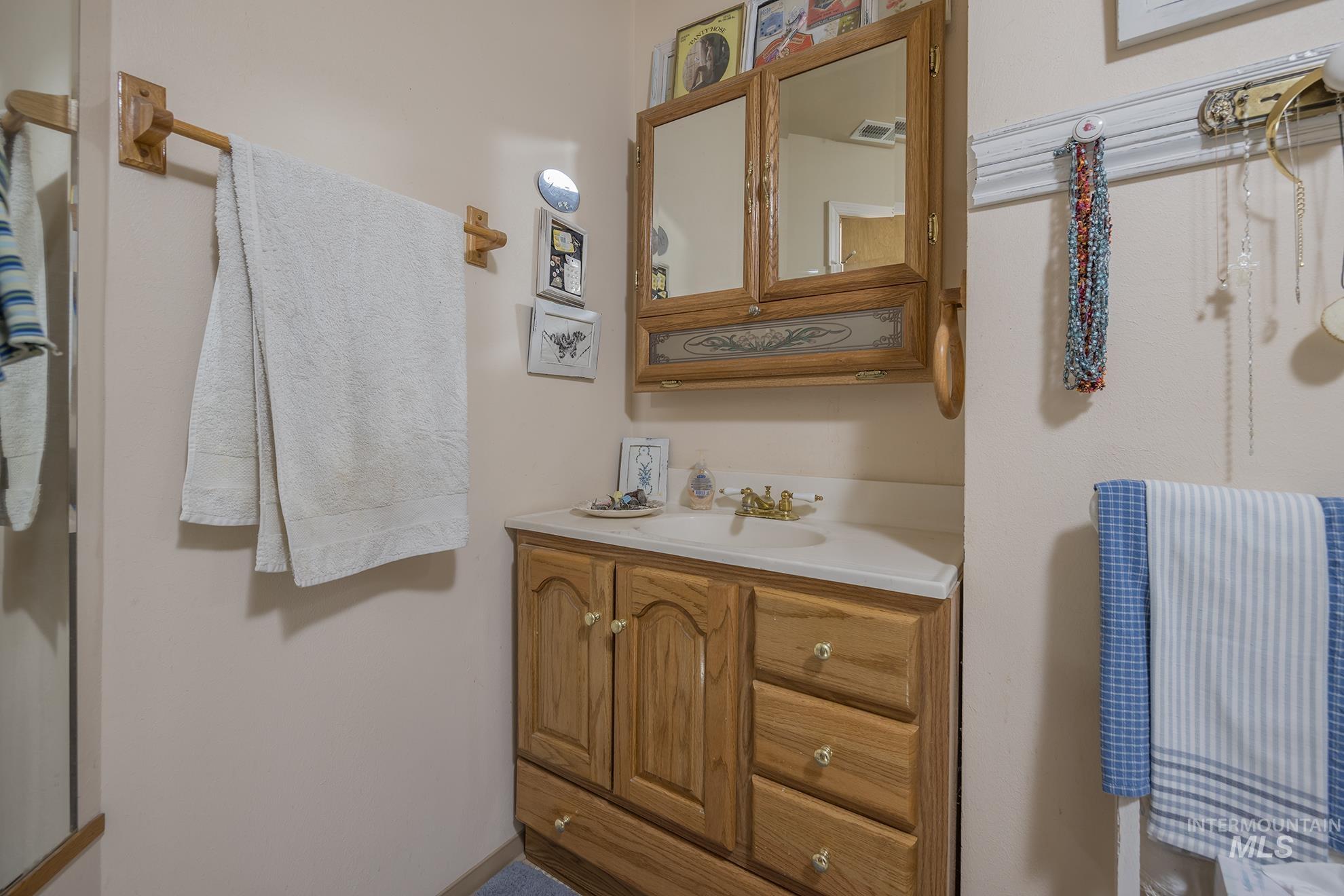 1365 HWY 95, Weiser, Idaho 83672, 3 Bedrooms, 2 Bathrooms, Residential For Sale, Price $545,000, 98982124