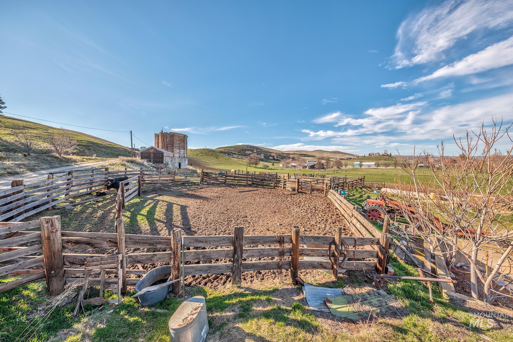 1365 HWY 95, Weiser, Idaho 83672, 3 Bedrooms, 2 Bathrooms, Residential For Sale, Price $545,000, 98982124