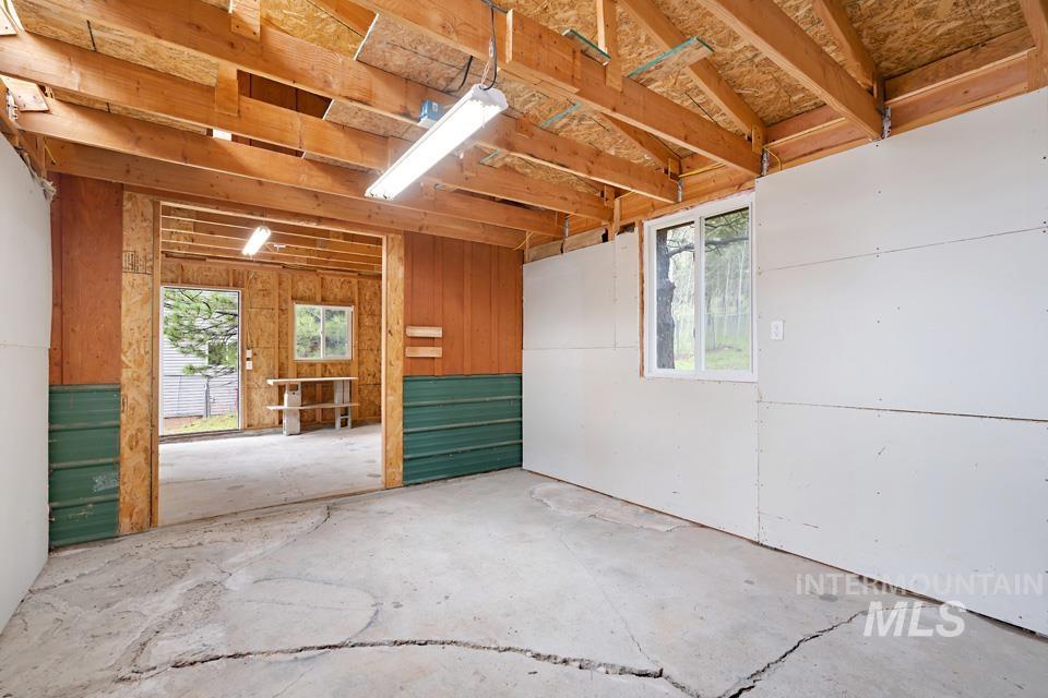 15 Sellman Dr, Lowman, Idaho 83637, 2 Bedrooms, 1 Bathroom, Residential For Sale, Price $344,900, 98982125