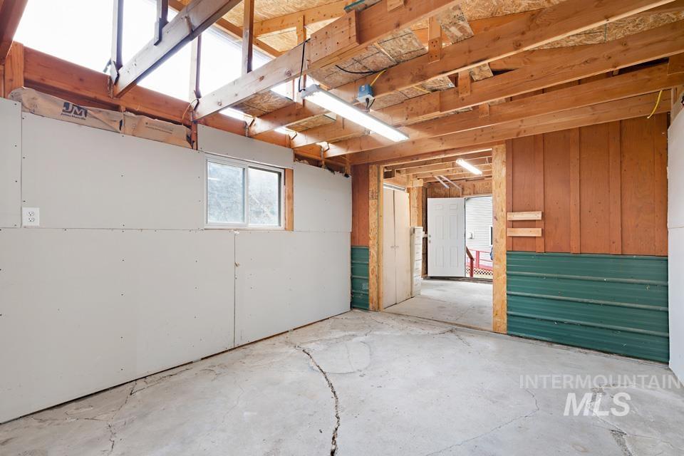15 Sellman Dr, Lowman, Idaho 83637, 2 Bedrooms, 1 Bathroom, Residential For Sale, Price $344,900, 98982125