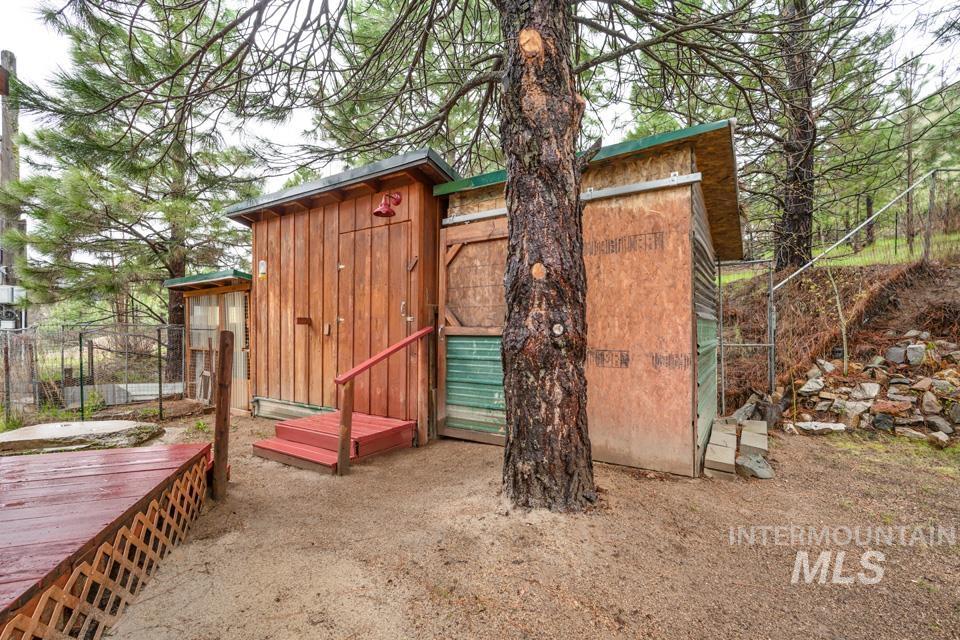 15 Sellman Dr, Lowman, Idaho 83637, 2 Bedrooms, 1 Bathroom, Residential For Sale, Price $344,900, 98982125