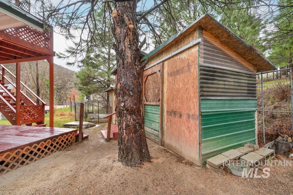 15 Sellman Dr, Lowman, Idaho 83637, 2 Bedrooms, 1 Bathroom, Residential For Sale, Price $344,900, 98982125