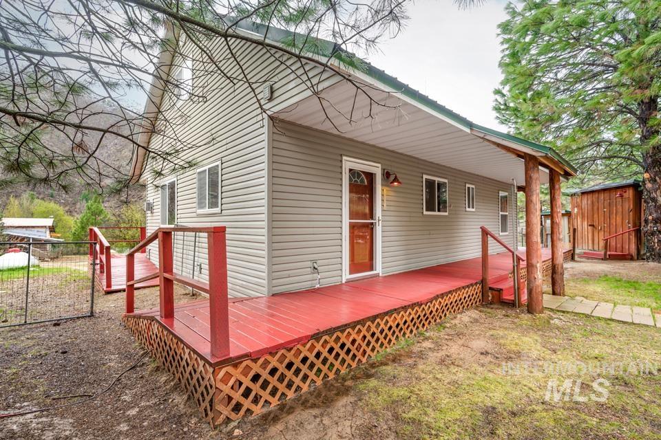 15 Sellman Dr, Lowman, Idaho 83637, 2 Bedrooms, 1 Bathroom, Residential For Sale, Price $344,900, 98982125