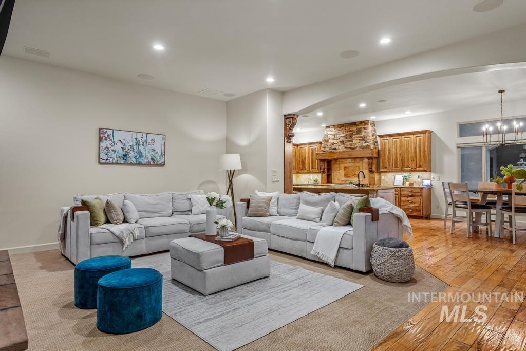 3665 W Fieno Ct, Eagle, Idaho 83616, 5 Bedrooms, 5 Bathrooms, Residential For Sale, Price $2,549,788,MLS 98982126