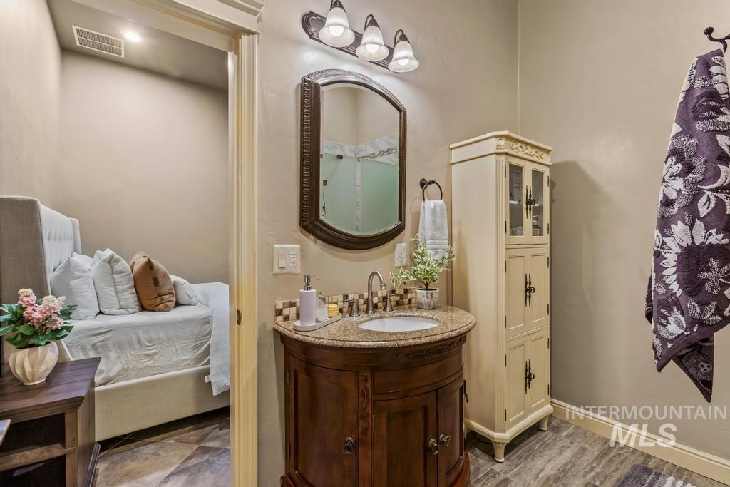 3665 W Fieno Ct, Eagle, Idaho 83616, 5 Bedrooms, 5 Bathrooms, Residential For Sale, Price $2,549,788,MLS 98982126