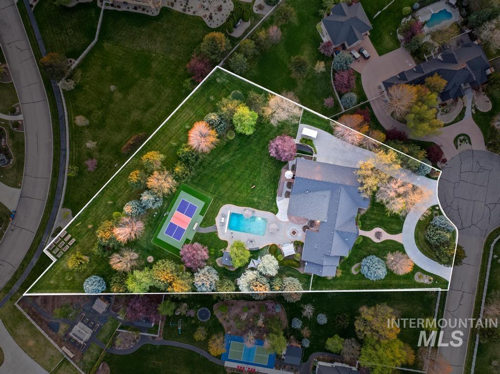 3665 W Fieno Ct, Eagle, Idaho 83616, 5 Bedrooms, 5 Bathrooms, Residential For Sale, Price $2,549,788,MLS 98982126