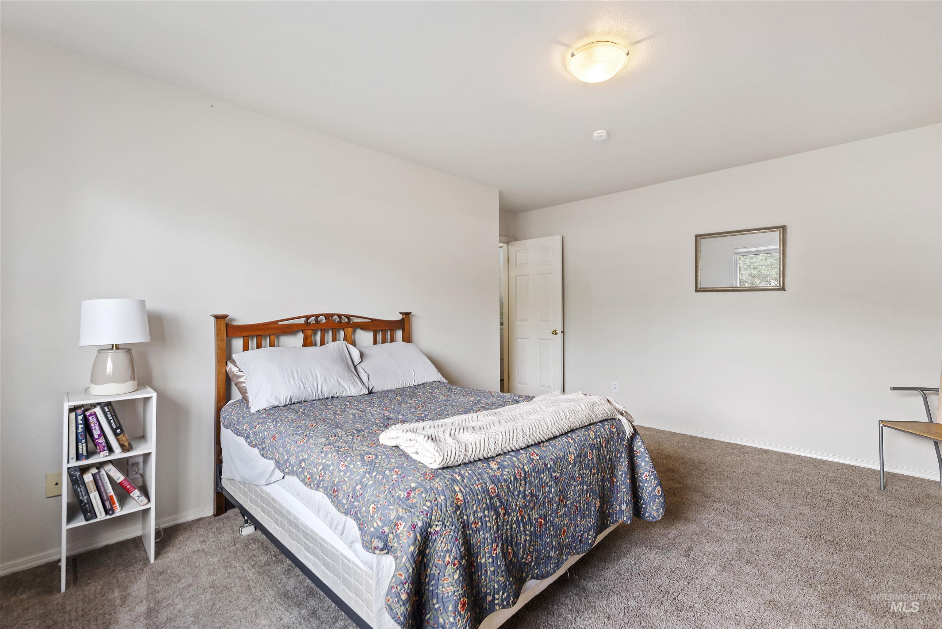 5185 Castle Hill Way, Boise, Idaho 83703, 3 Bedrooms, 2 Bathrooms, Residential For Sale, Price $474,900, 98982134