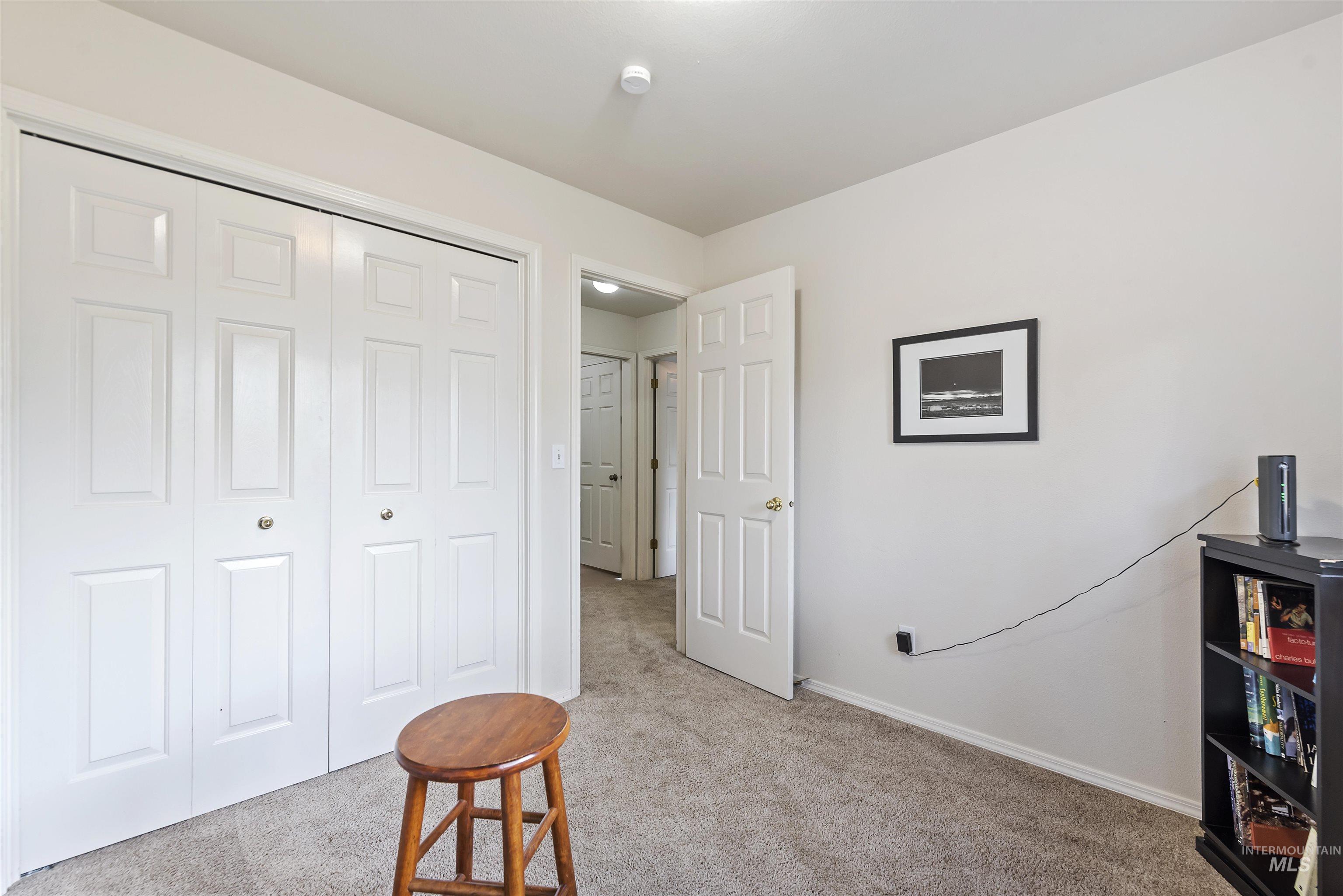 5185 Castle Hill Way, Boise, Idaho 83703, 3 Bedrooms, 2 Bathrooms, Residential For Sale, Price $474,900, 98982134