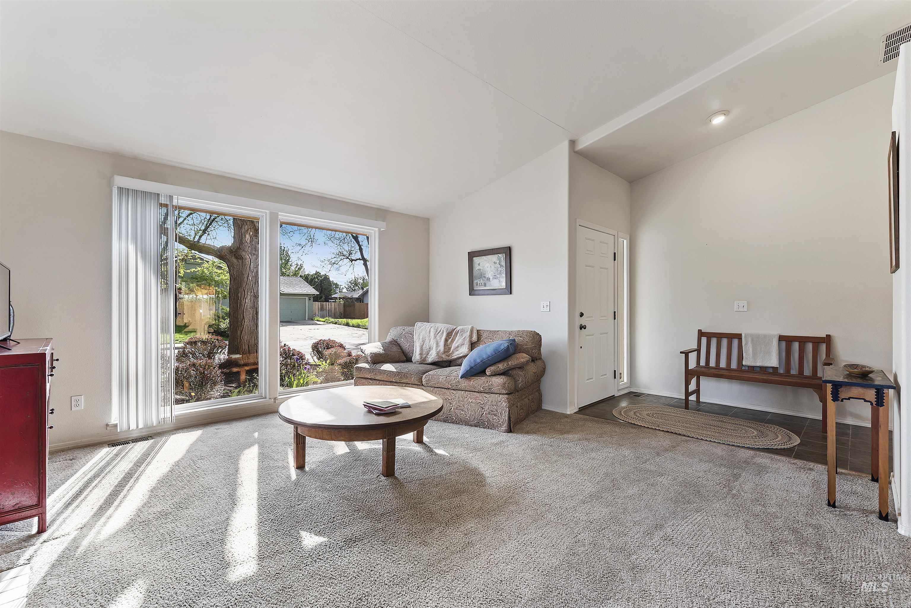 5185 Castle Hill Way, Boise, Idaho 83703, 3 Bedrooms, 2 Bathrooms, Residential For Sale, Price $474,900, 98982134