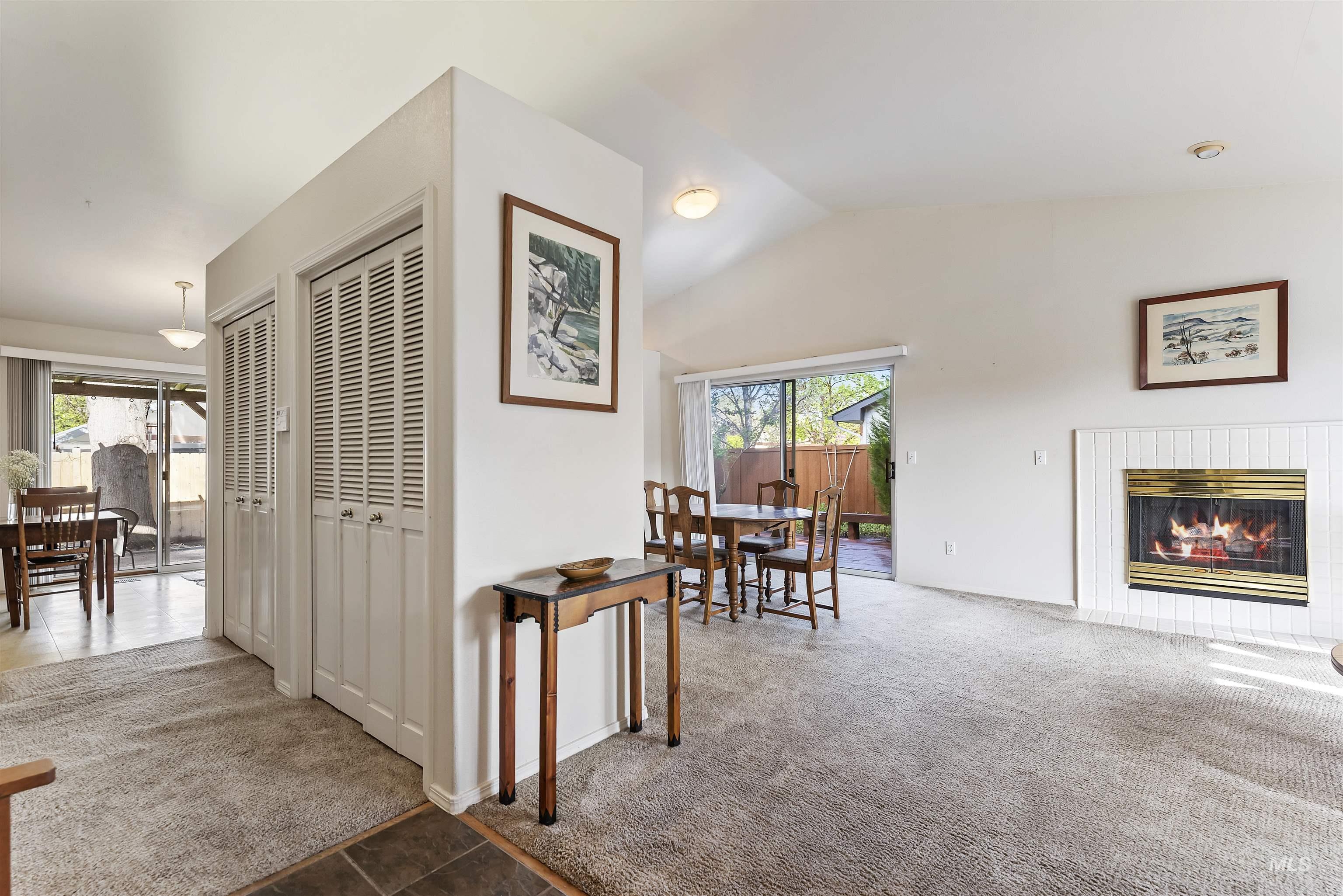 5185 Castle Hill Way, Boise, Idaho 83703, 3 Bedrooms, 2 Bathrooms, Residential For Sale, Price $474,900, 98982134