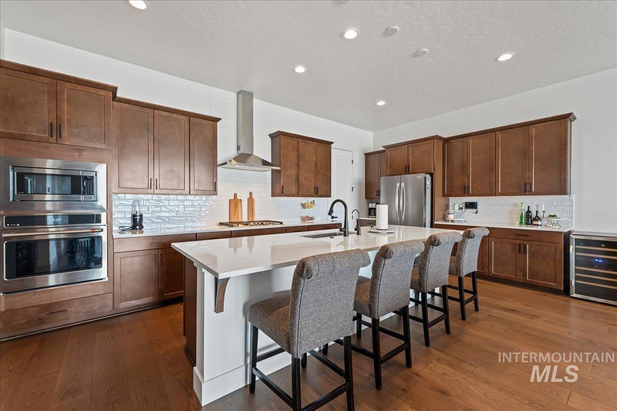 2182 N Kenora Ave, Star, Idaho 83669, 4 Bedrooms, 3.5 Bathrooms, Residential For Sale, Price $835,000, 98982135