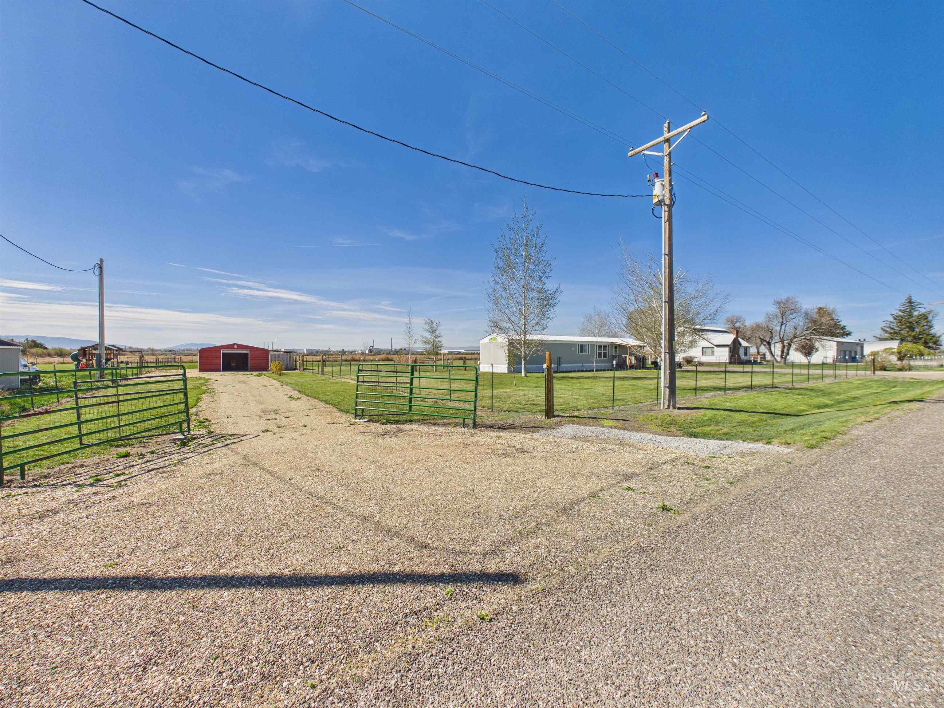 879 W 500 S, Heyburn, Idaho 83336, 2 Bedrooms, 2 Bathrooms, Residential For Sale, Price $209,000, 98982144