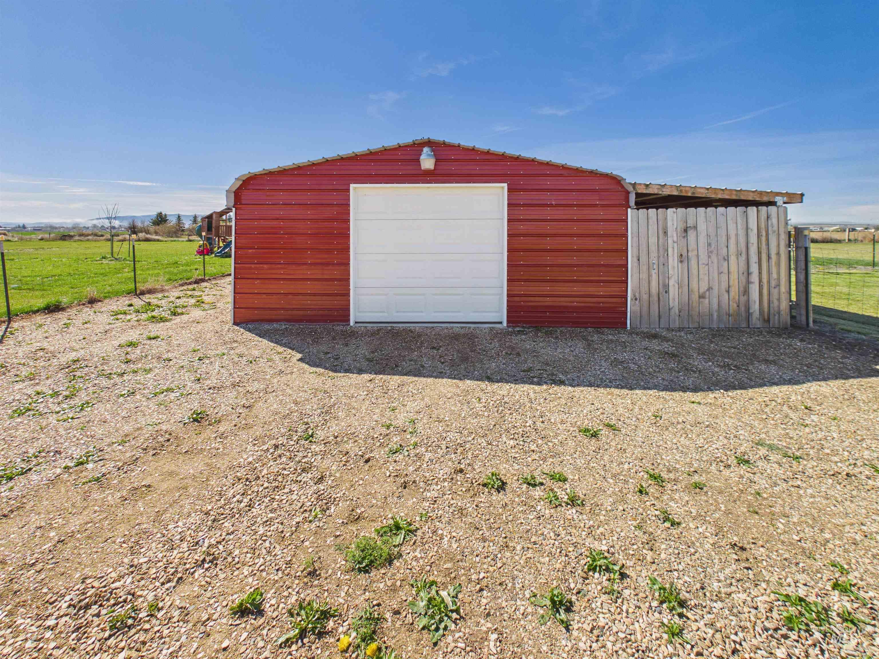879 W 500 S, Heyburn, Idaho 83336, 2 Bedrooms, 2 Bathrooms, Residential For Sale, Price $209,000, 98982144