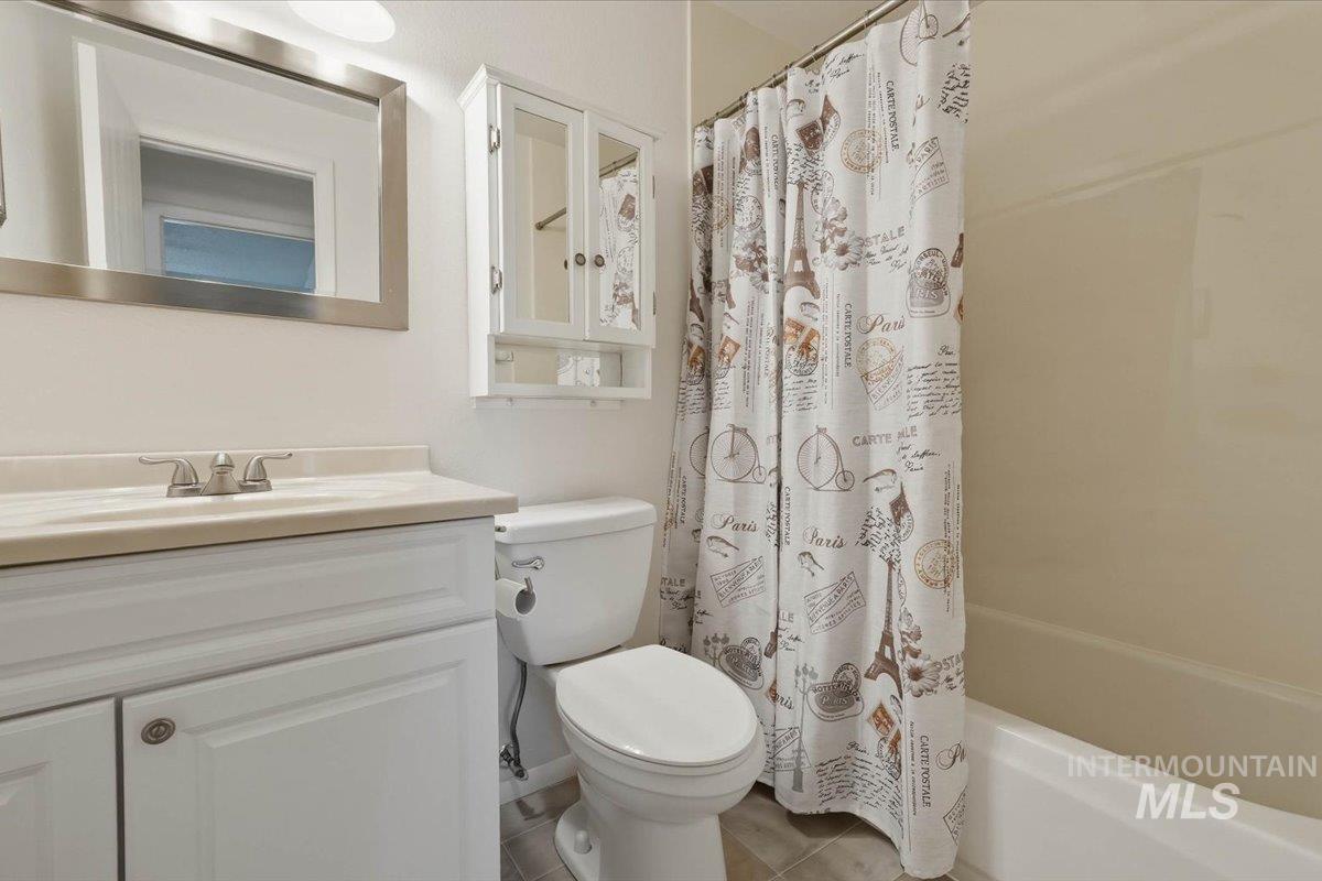 1532 W Chateau Ave, Meridian, Idaho 83646, 3 Bedrooms, 2 Bathrooms, Residential For Sale, Price $395,000, 98982156