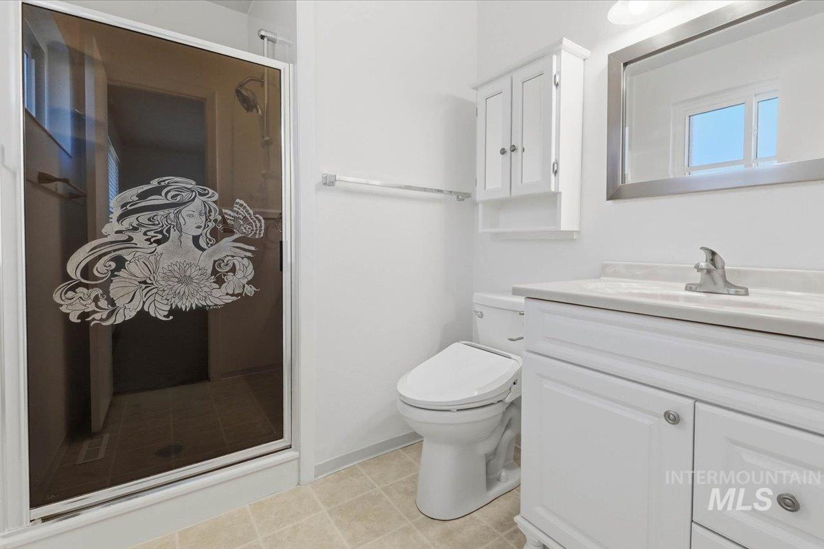 1532 W Chateau Ave, Meridian, Idaho 83646, 3 Bedrooms, 2 Bathrooms, Residential For Sale, Price $395,000, 98982156