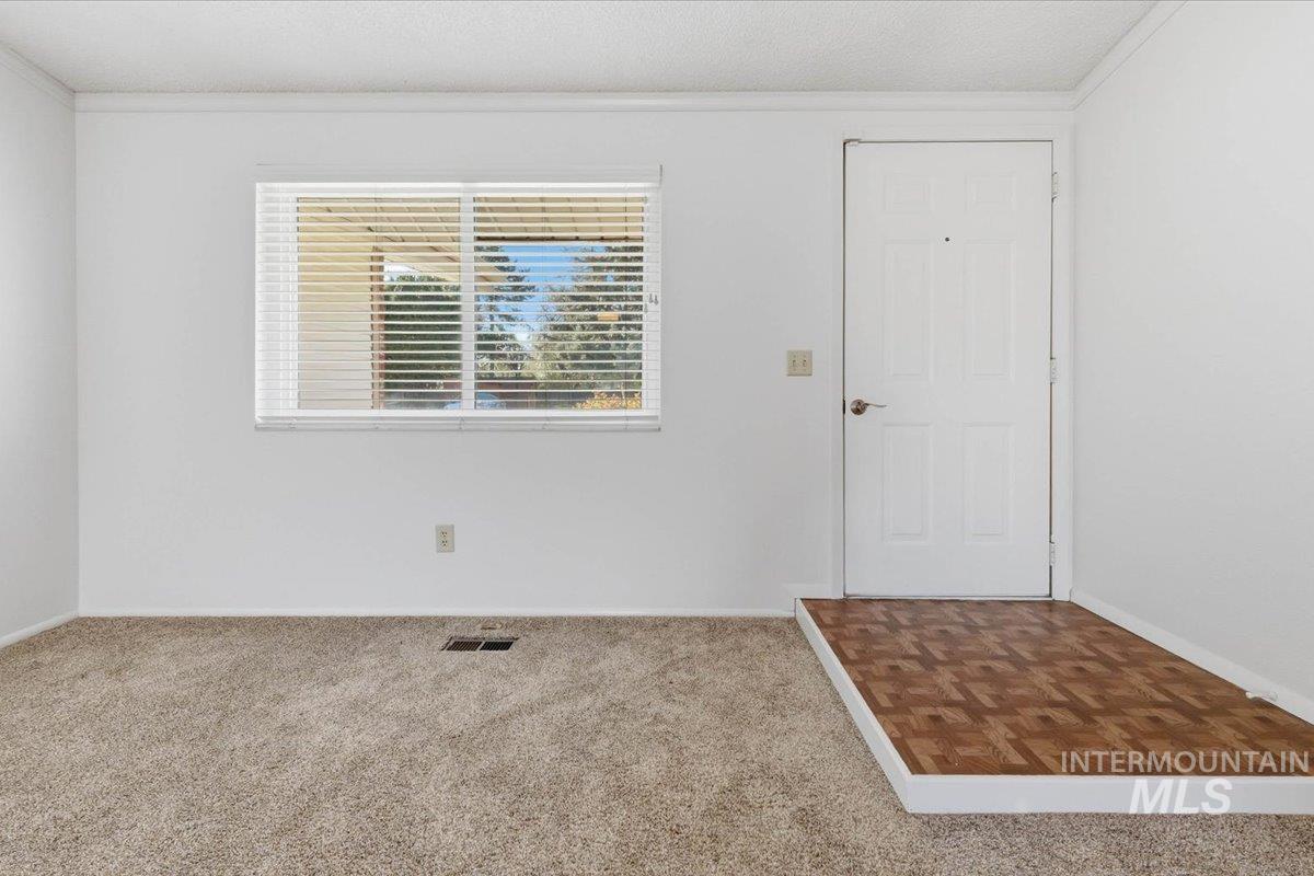 1532 W Chateau Ave, Meridian, Idaho 83646, 3 Bedrooms, 2 Bathrooms, Residential For Sale, Price $395,000, 98982156