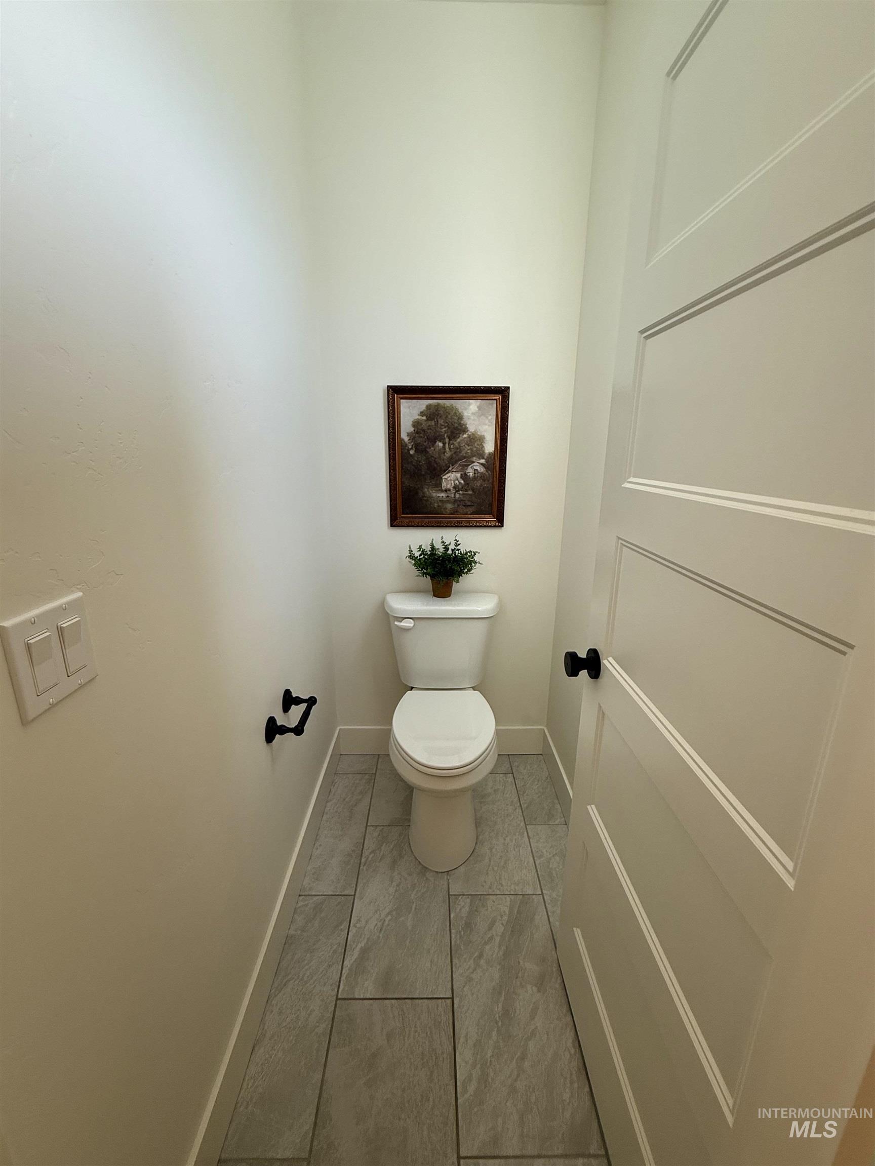 1962 E Presidential Dr, Meridian, Idaho 83642, 3 Bedrooms, 3 Bathrooms, Residential For Sale, Price $534,900, 98982158