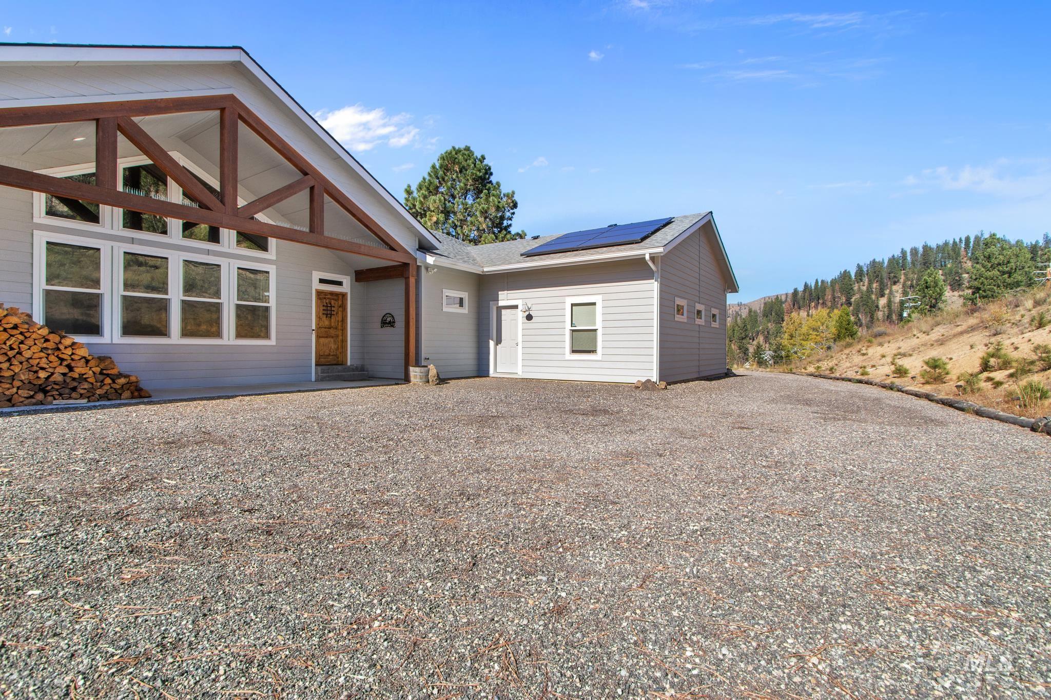 111 Swan Lane, Boise, Idaho 83716, 5 Bedrooms, 4 Bathrooms, Residential For Sale, Price $998,000, 98982166