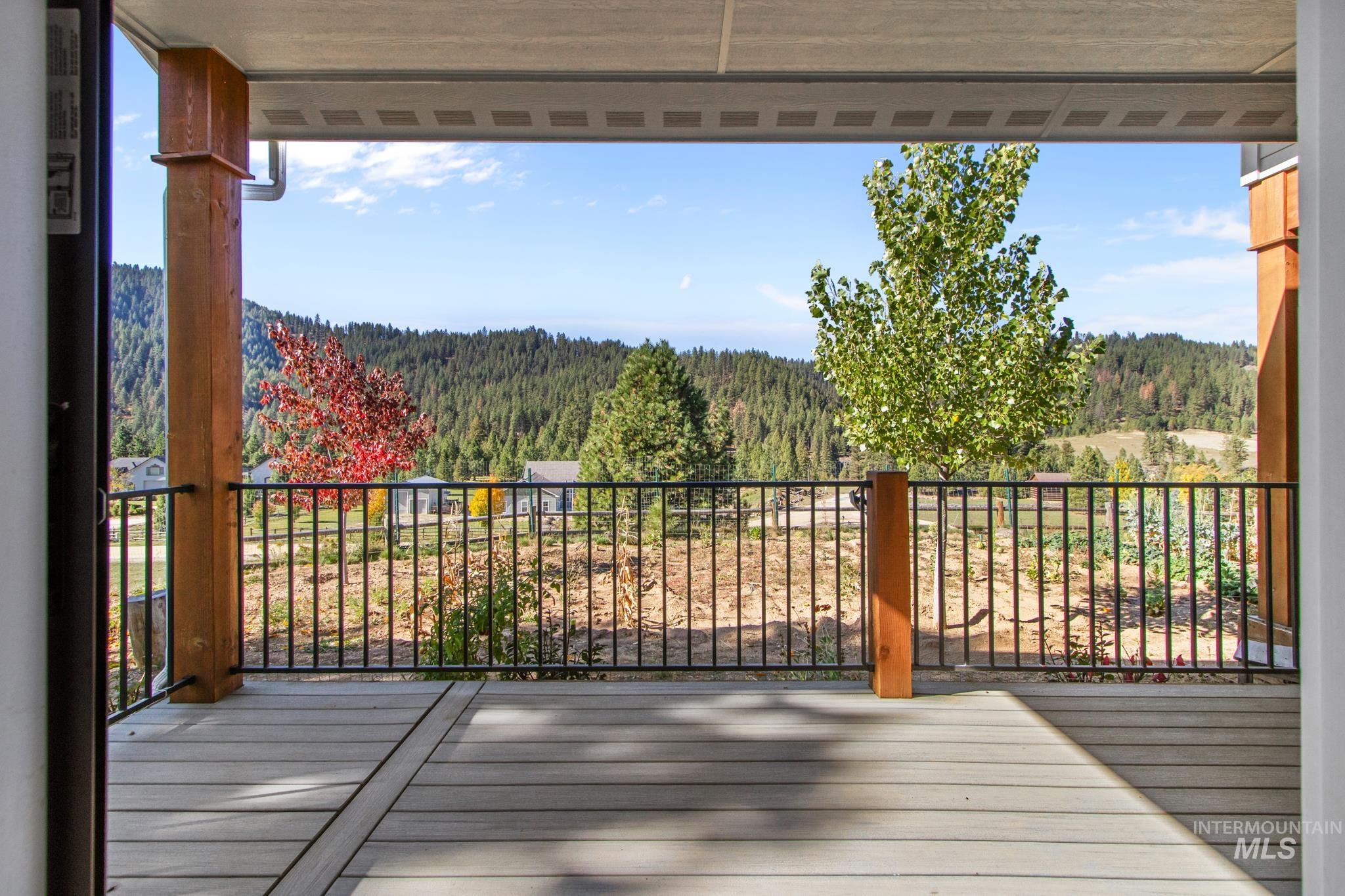 111 Swan Lane, Boise, Idaho 83716, 5 Bedrooms, 4 Bathrooms, Residential For Sale, Price $998,000, 98982166