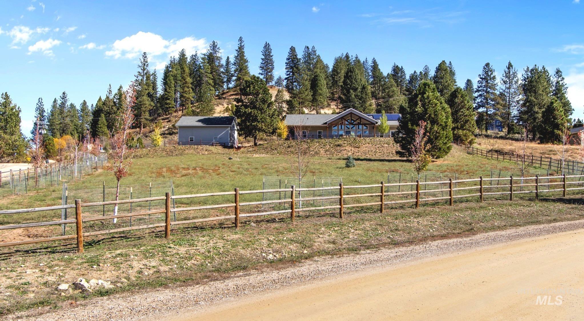 111 Swan Lane, Boise, Idaho 83716, 5 Bedrooms, 4 Bathrooms, Residential For Sale, Price $998,000, 98982166