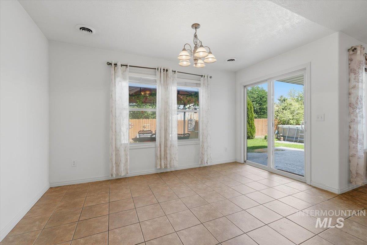 1068 Locksley St, Middleton, Idaho 83644, 3 Bedrooms, 2 Bathrooms, Residential For Sale, Price $410,000, 98982175