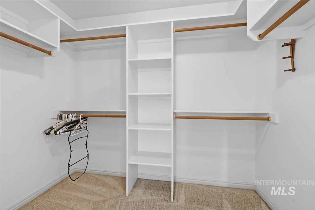 1068 Locksley St, Middleton, Idaho 83644, 3 Bedrooms, 2 Bathrooms, Residential For Sale, Price $410,000, 98982175