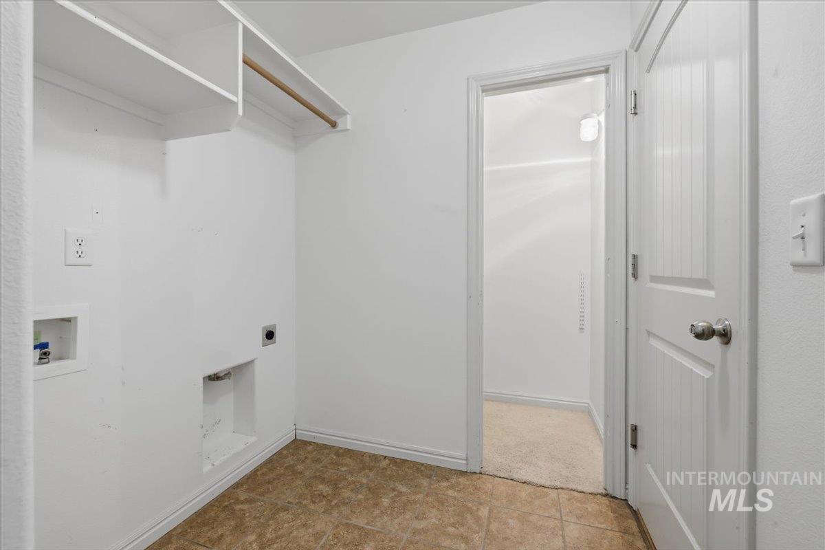 1068 Locksley St, Middleton, Idaho 83644, 3 Bedrooms, 2 Bathrooms, Residential For Sale, Price $410,000, 98982175