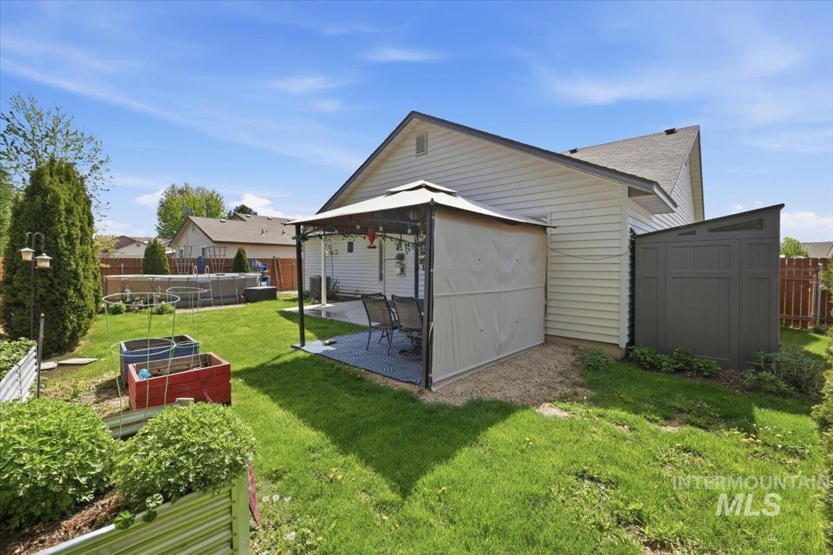 1068 Locksley St, Middleton, Idaho 83644, 3 Bedrooms, 2 Bathrooms, Residential For Sale, Price $410,000, 98982175