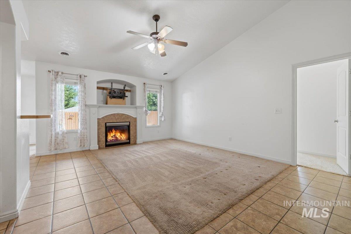 1068 Locksley St, Middleton, Idaho 83644, 3 Bedrooms, 2 Bathrooms, Residential For Sale, Price $410,000, 98982175