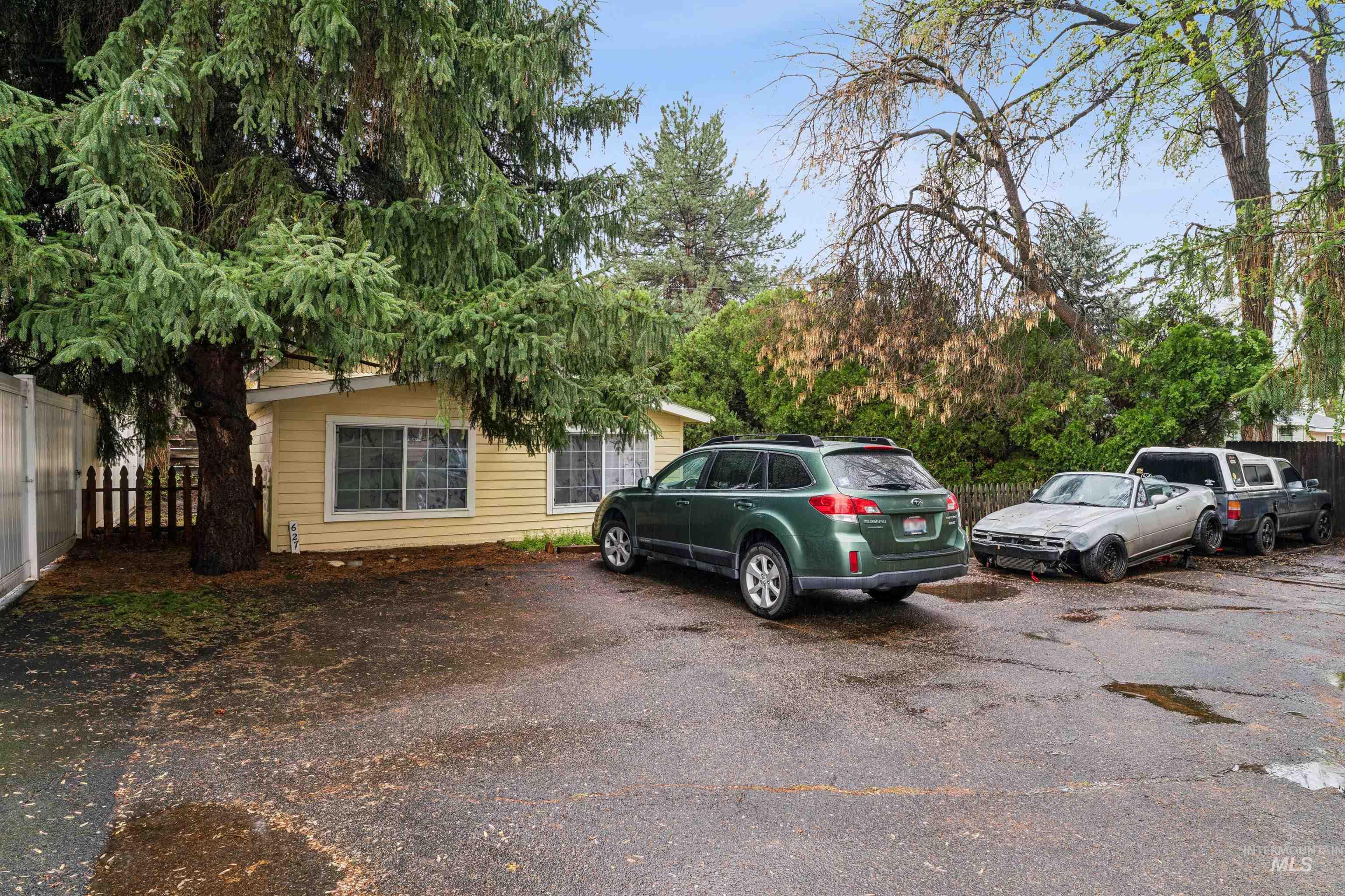 625 & 627 E Pennsylvania St, Boise, Idaho 83706-4431, 3 Bedrooms, 3 Bathrooms, Residential For Sale, Price $699,000, 98982181